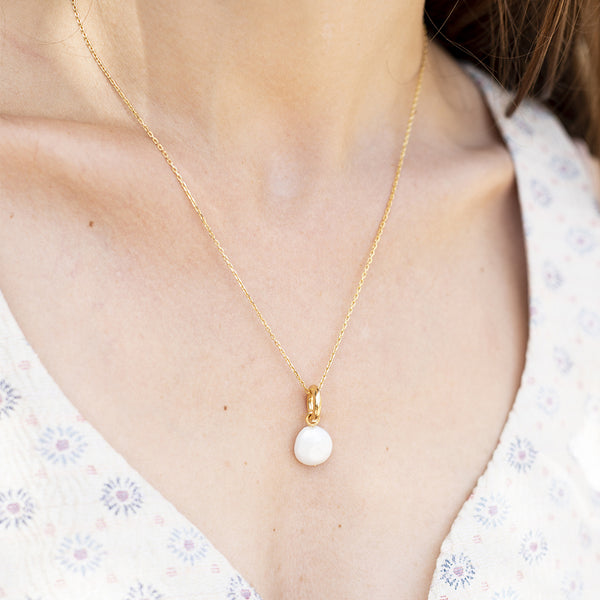 Bold Coin Pearl Pendant