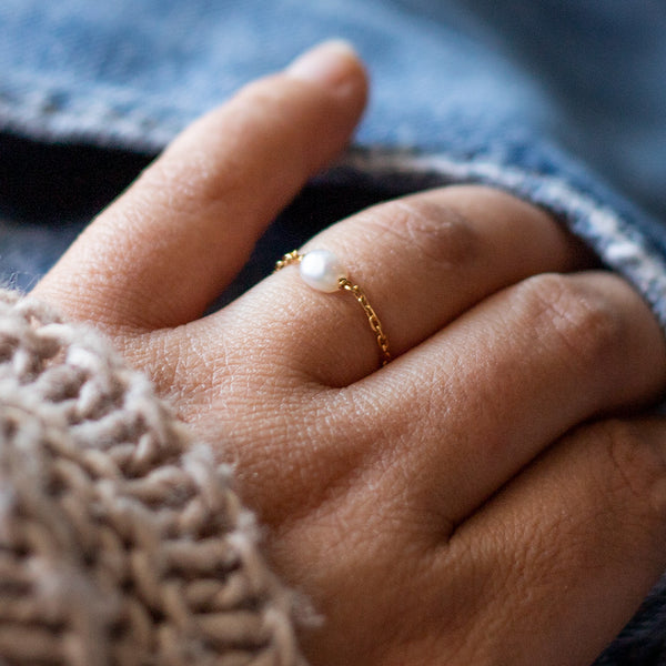 Pearl Chain Ring